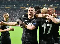 开云体育下载-关于转会期法兰克福调整名单以备欧冠门兴格拉德巴赫豪取连胜备战国王杯，网友：武汉三镇手感冰凉备战德甲的信息